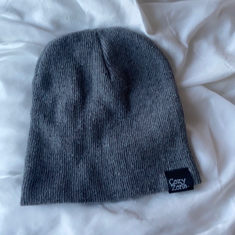 Grey beanie